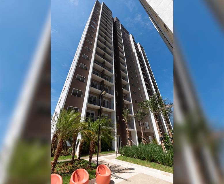 Is Brazil poor or wealthy018